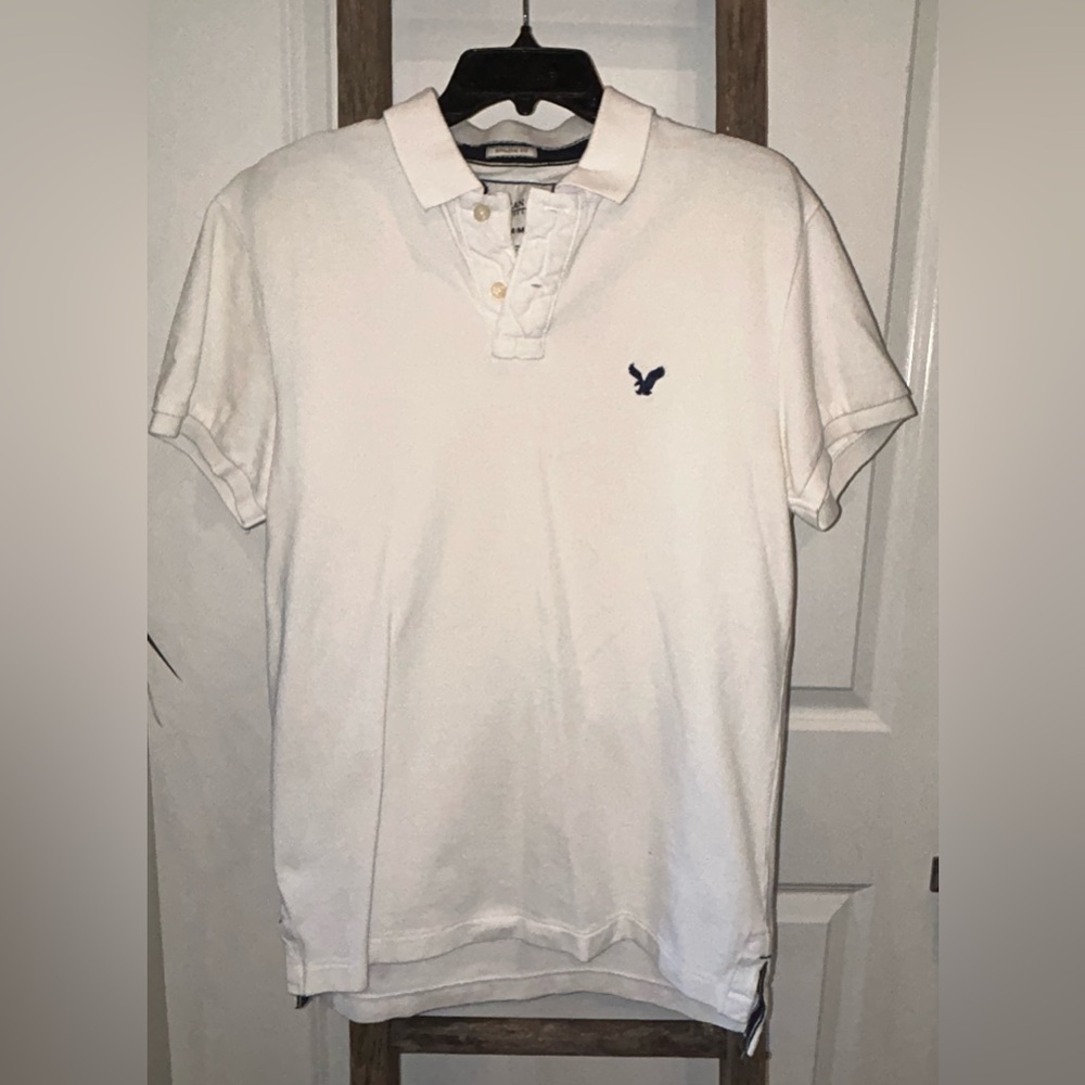 American Eagle Outfitters Vintage Y2K White Polo with Navy Logo size M